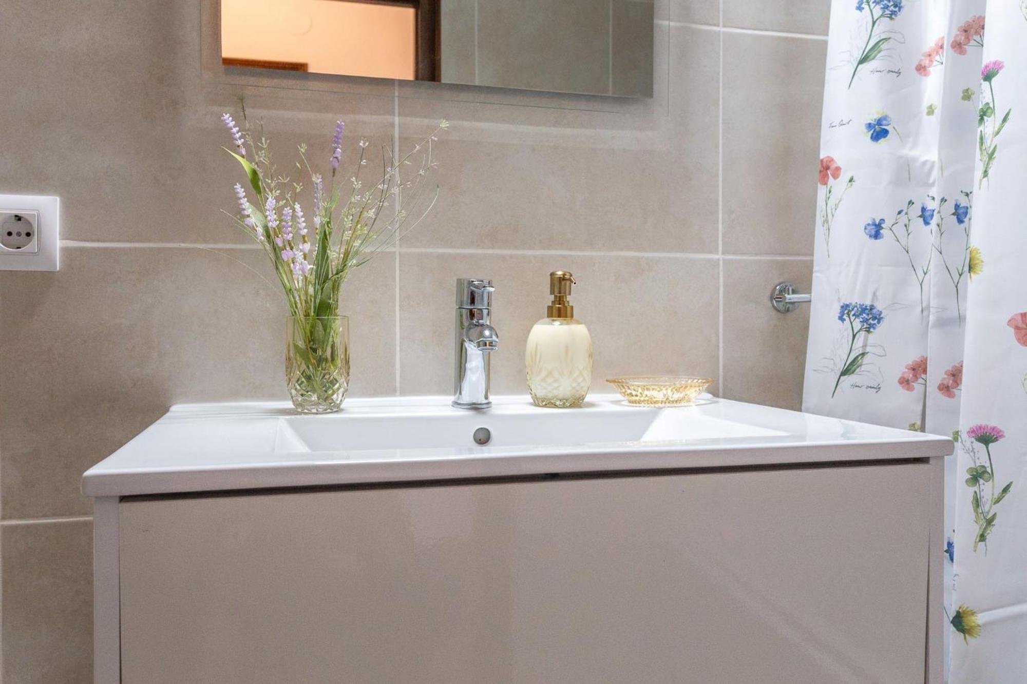 Apartamento Clover L' Escala Luaran gambar